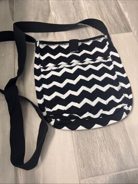thirty-one Black & White Chevron Crossbody